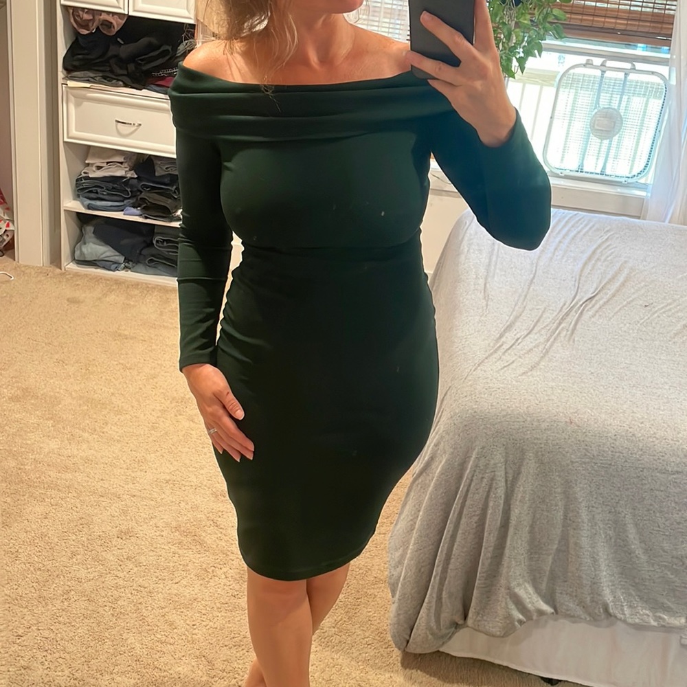 Off the shoulder Premiere Amour size 4 mid length dress
